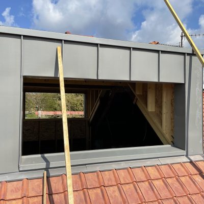 Chambre au R+2 de 15m² et fenêtres Belles Voisines