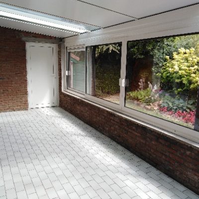 Véranda rénovée, Porte d&rsquo;entrée et fenêtre de cuisine, à SALOME 59496